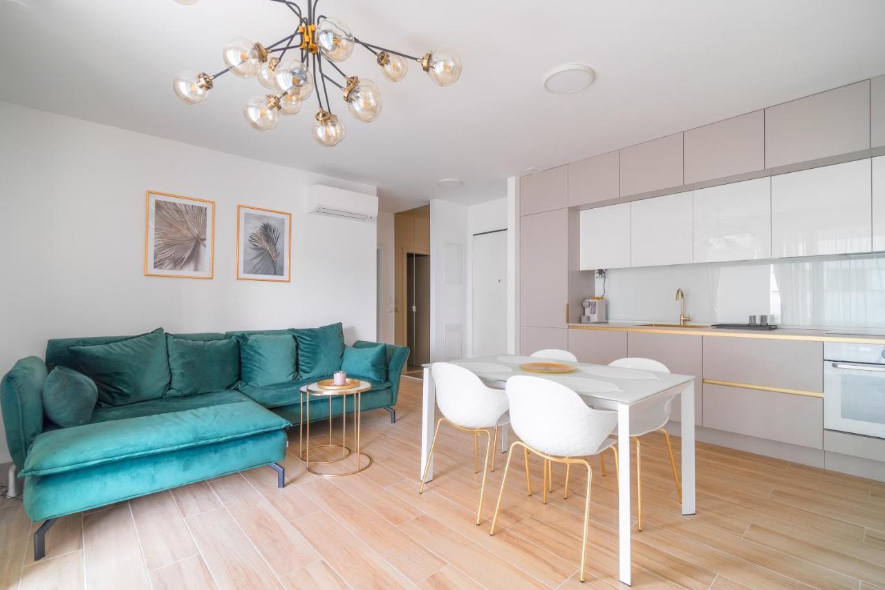 Golden Luxury Apartament *